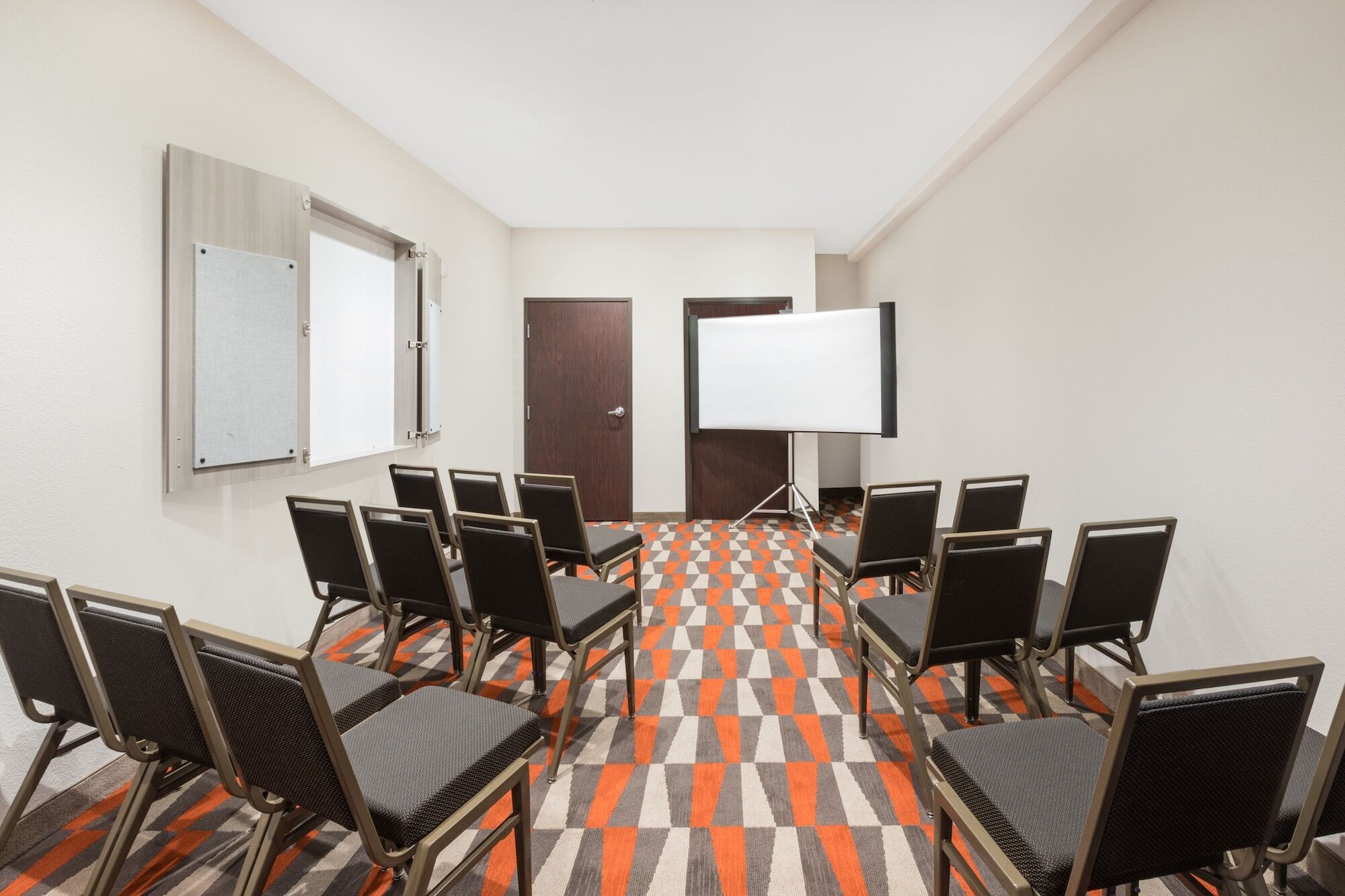 Microtel Inn & Suites By Wyndham Perry Экстерьер фото